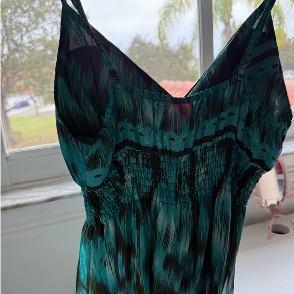 Chic Teal and Black Maxi Dress - Picture 3 of 3